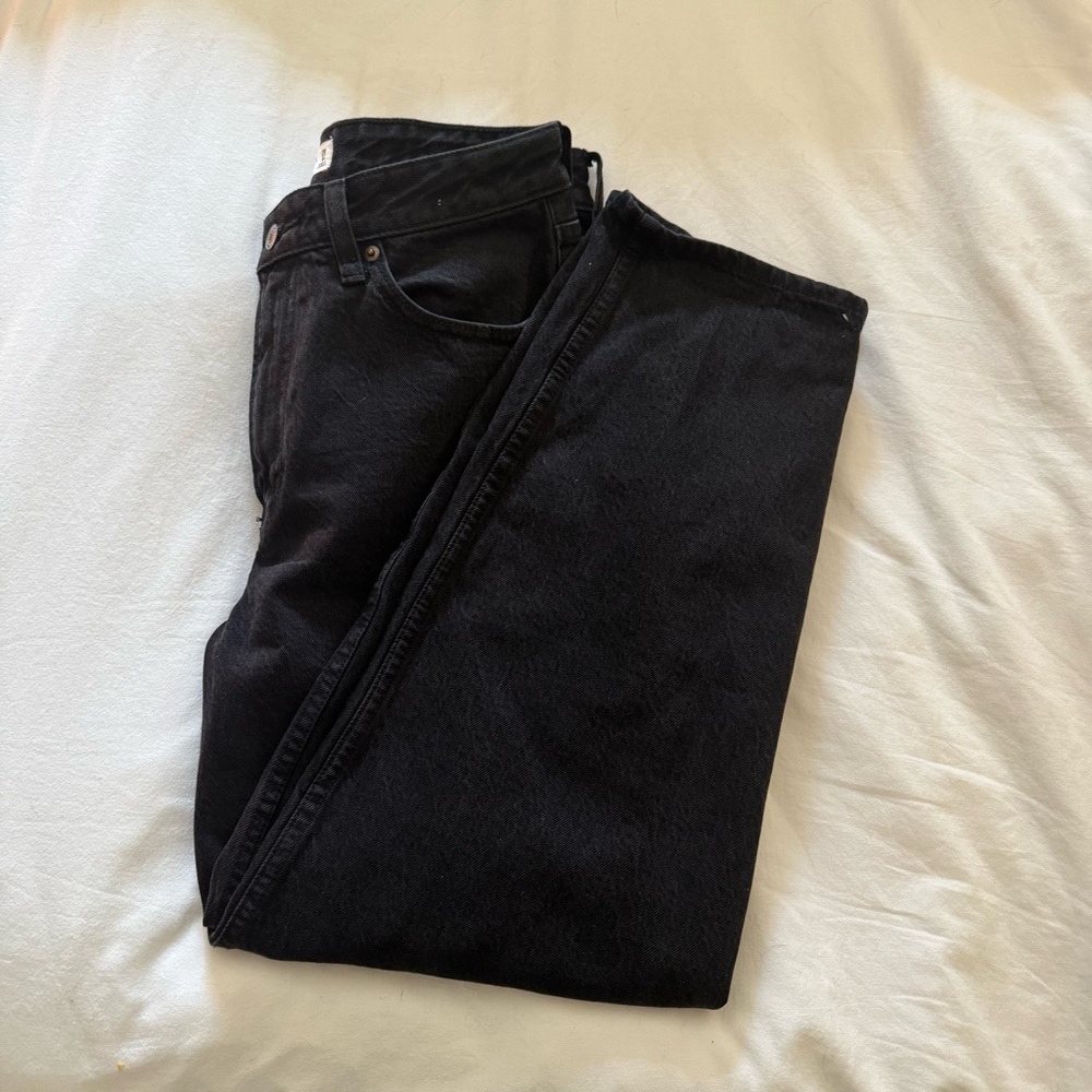 Abercrombie & Fitch Women's High Rise Tapered Loose Jean - Picture 2 of 3